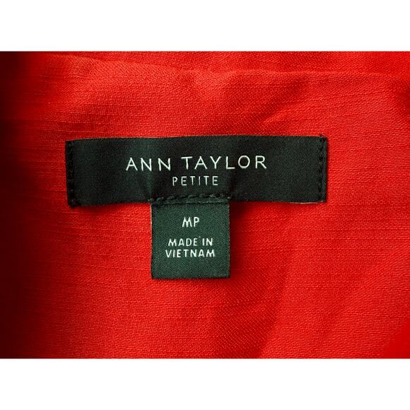 🧥 Ann Taylor Red Short Trench Jacket Blazer Medium Petite Coat Bold Colorful - Picture 3 of 7